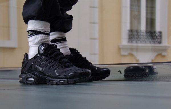 More 90s please: The New Nike Air Max Tn Sneakers Are Taking Over the Street Scene Again