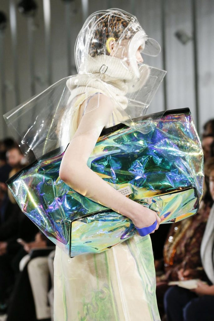 Out of This World: On those Galaxy Lips at the Margiela FW18 Show