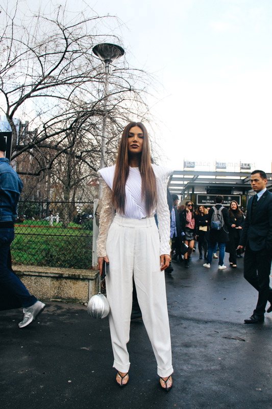 Street Style Looks from Paris Fashion Week fw19 Ready-To-Wear