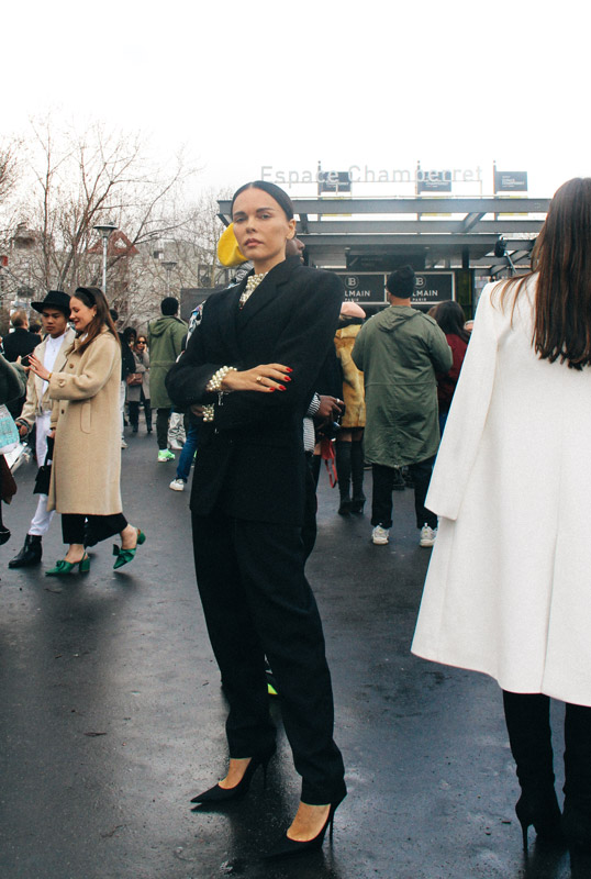 Street Style Looks from Paris Fashion Week fw19 Ready-To-Wear