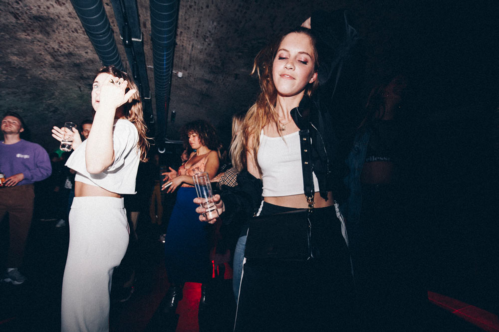 Bab Buelens at the Enfnts Terribles party