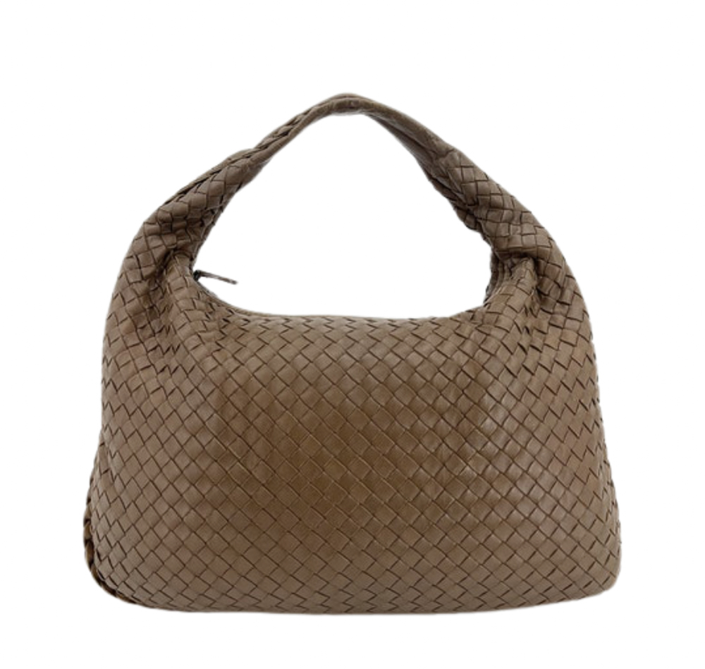 The vintage catches of the month: edition designer bag