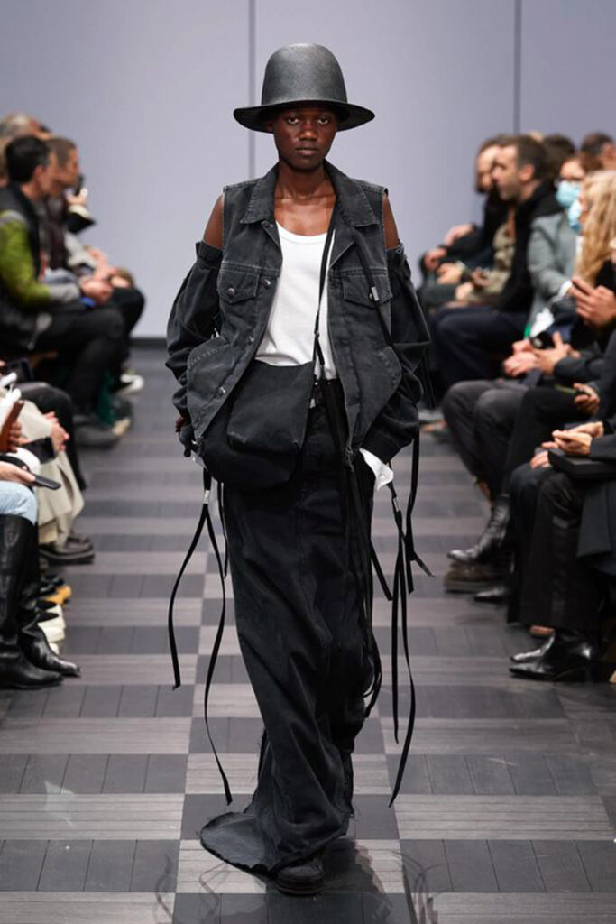 Black Fetisj SS22 Trend Ann demeulemeester
